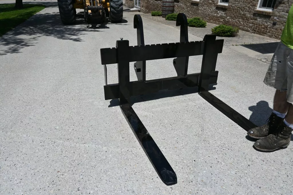 CAT 46″ Pallet Forks – CP1767