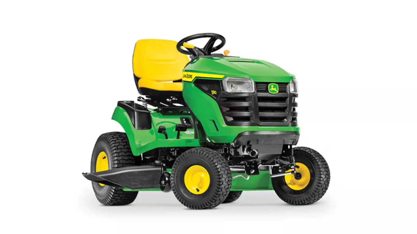 John Deere S110 Lawn Tractor