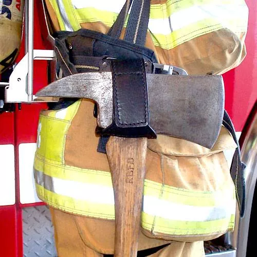 USA-Leather Firefighter Axe Holder with Swivel